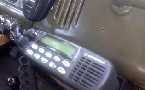 Radiostacja Motorola w samochodzie