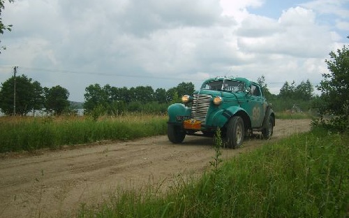88 David Williams(GB) / Sadie Williams(GB) 1938 - Chevrolet Fangio Coupe poj.3500